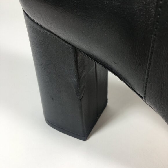 Michael Kors Gloria Leather Ankle Boots - Picture 7 of 11